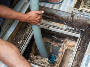 dịch vụ hút hầm cầu tại xã Quy Đức