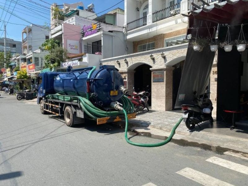 dịch vụ hút hầm cầu xã Bình Hưng