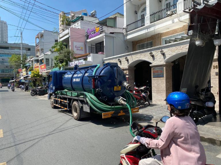 Thời gian để hút hầm cầu định kỳ