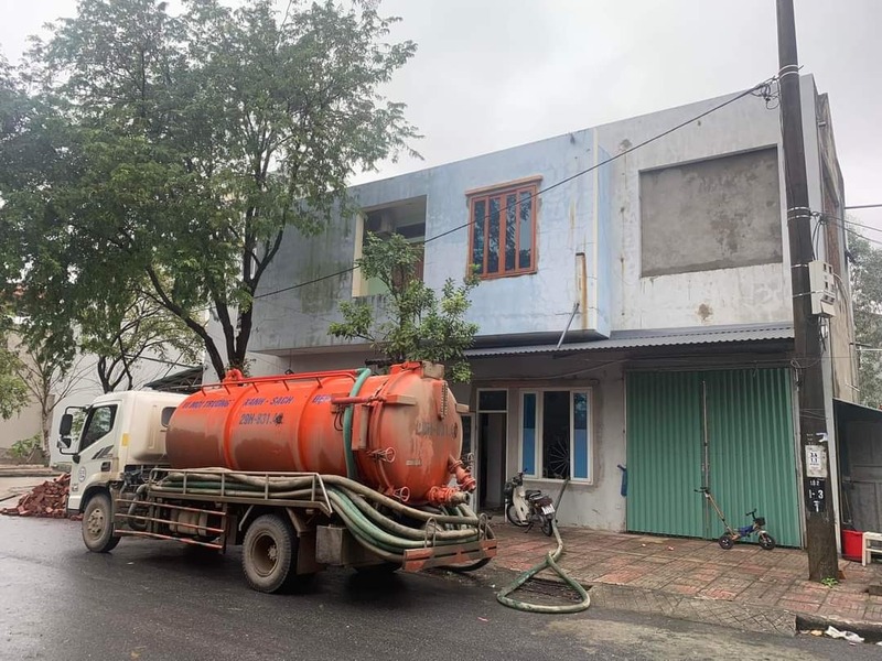 Hút hầm cHút hầm cầu Phường Tam Bình